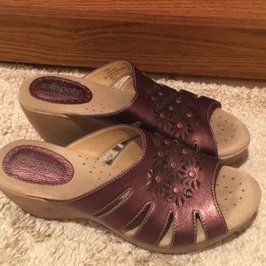 Soft spots sandals shoes comfy 6